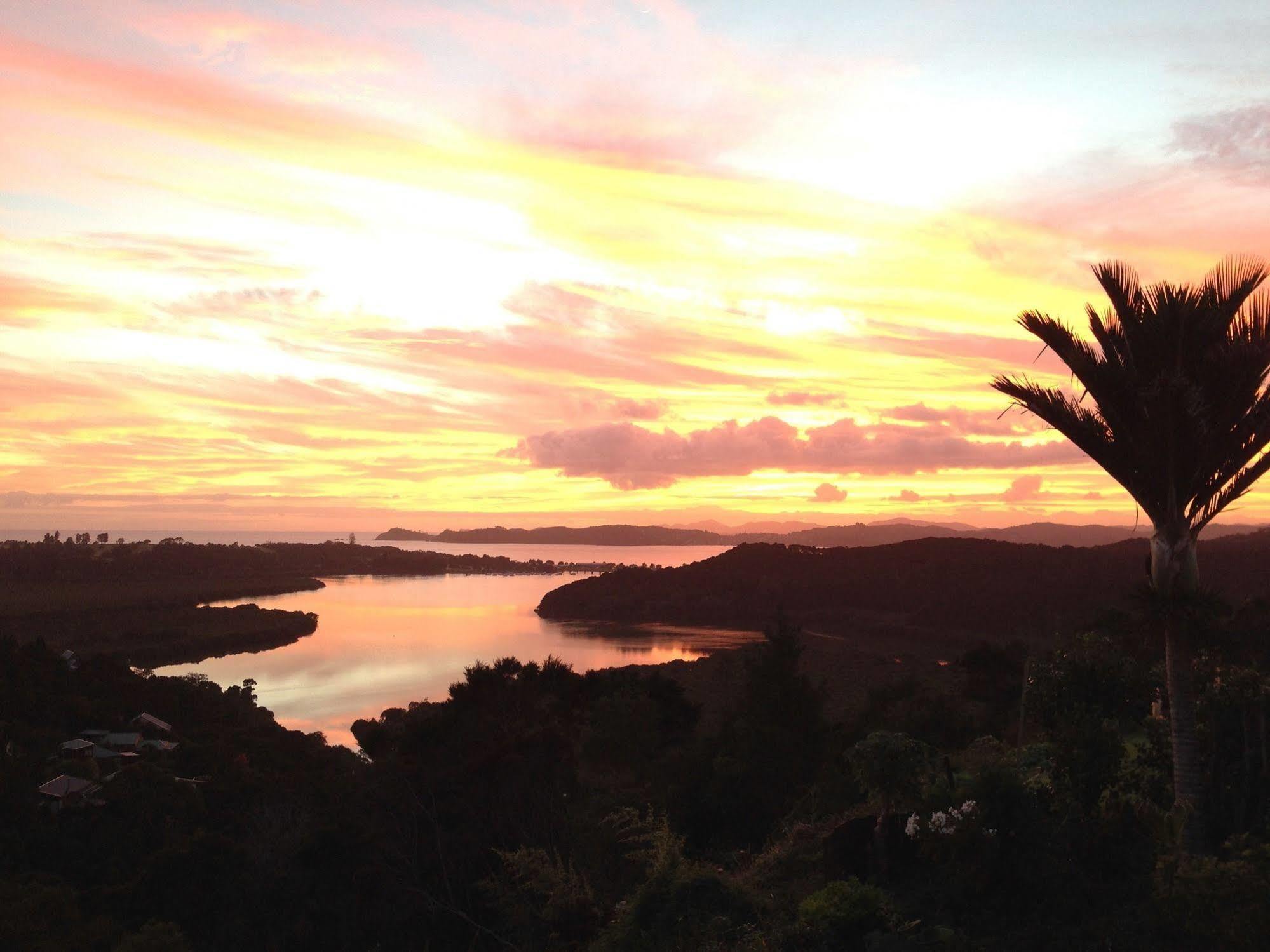 Bed and Breakfast Baywaterviews Haruru Esterno foto